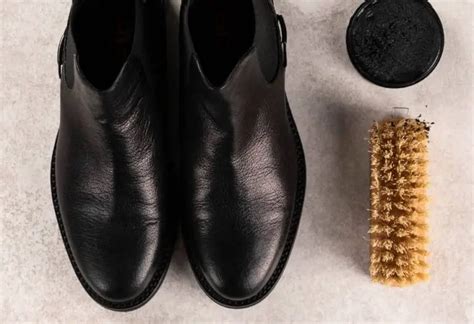 how to shine fake leather shoes